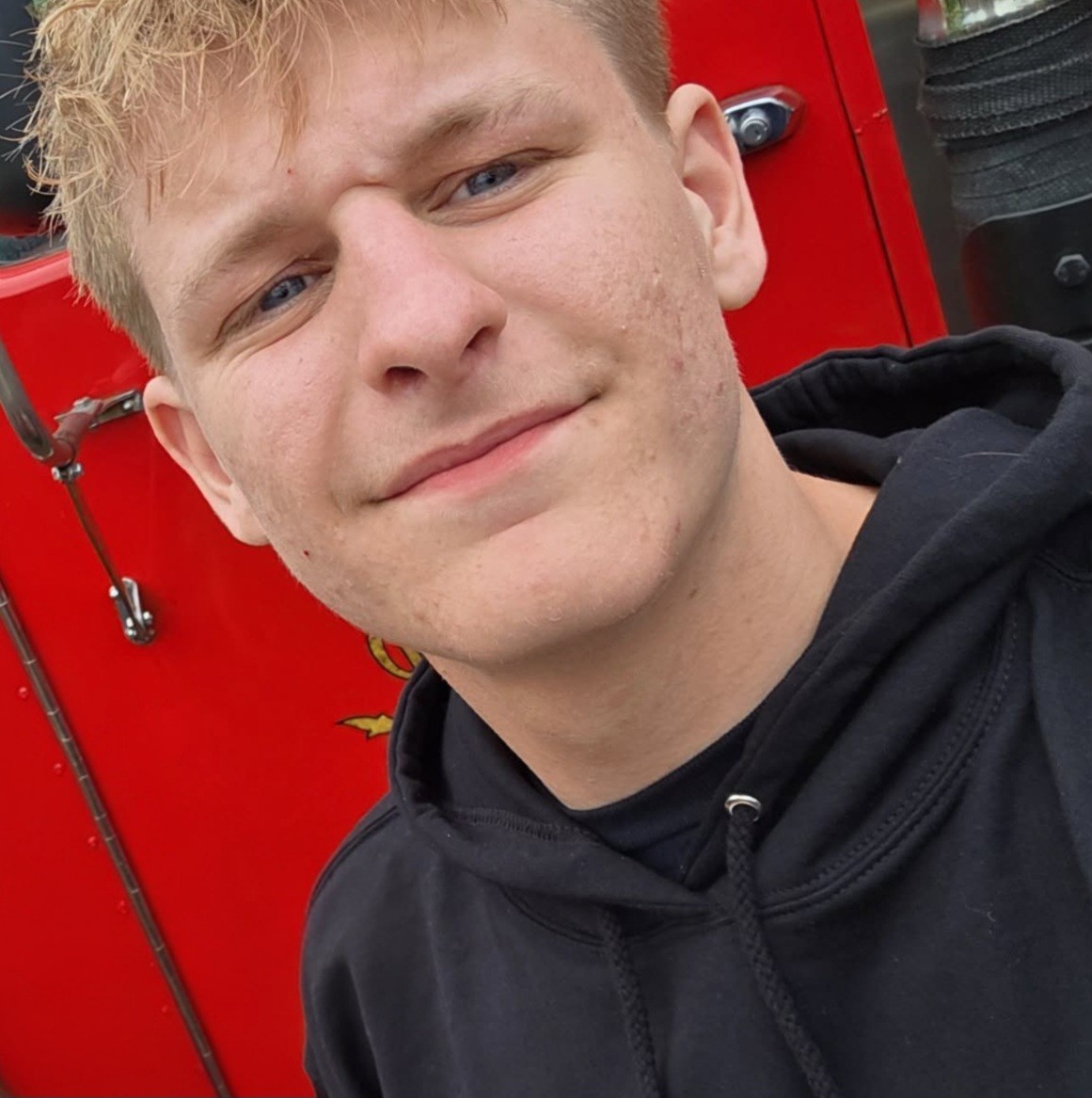 Meester Mika Korblet